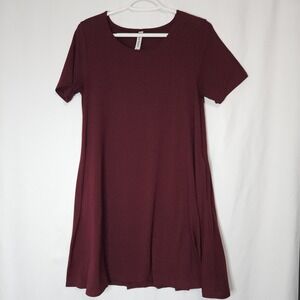 Maroon Short Sleeve A-Line Swing Dress Medium Minimalist Soft Classic Fit